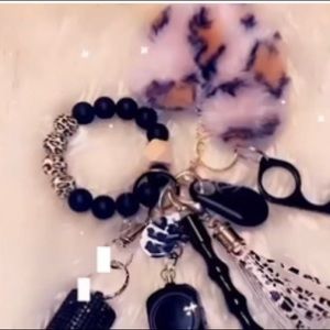 Self Defense Keychain Set!